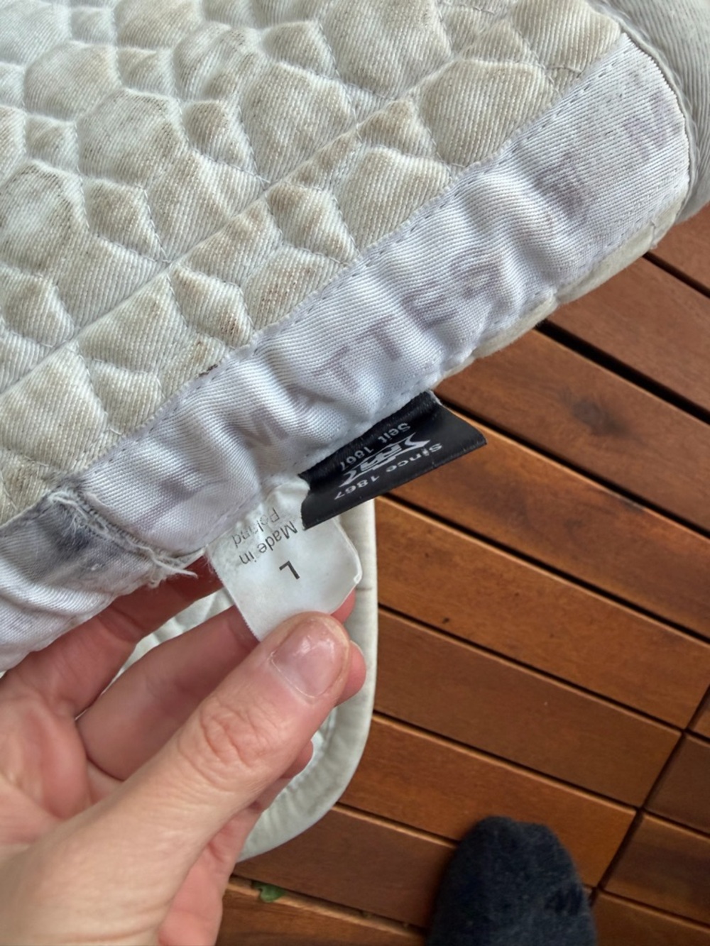white Mattes Euro-Fit Pad- Dressage with Sheepskin size large - Picture 3 of 5